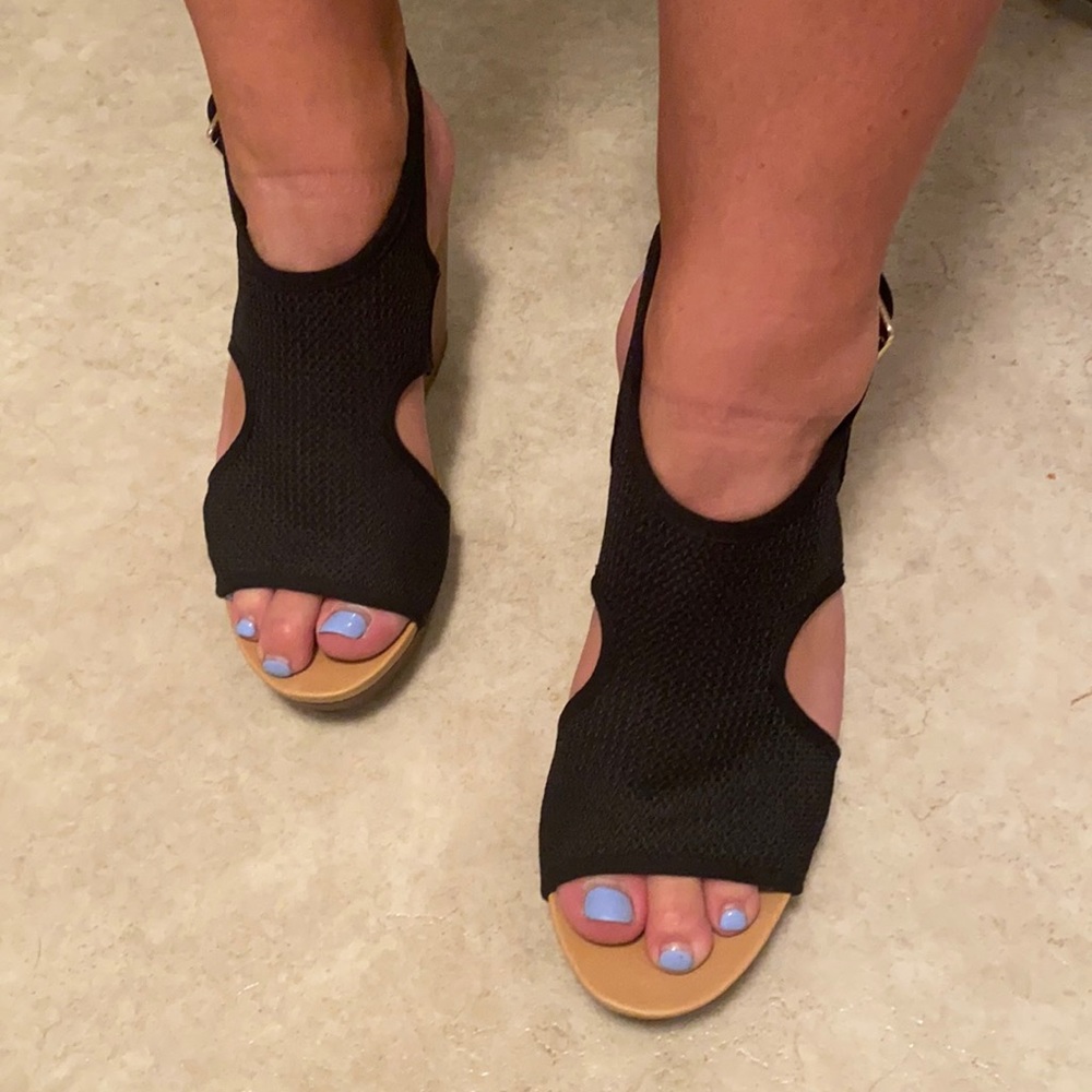Dr. Scholl’s Black Wedges